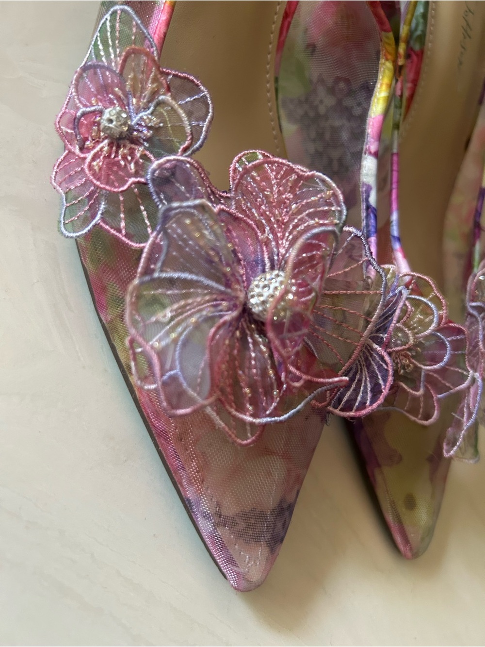 Betsey Johnson Pink Multicolor Floral Appliqué Pointed Heels - Picture 1 of 6